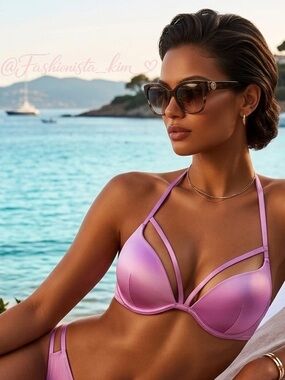 Victoria’s Secret pushup swimsuit Strappy swim bikini top new with tags